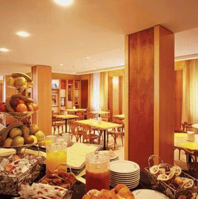 Hotel Terme مونتيتْشيلي تيرمي المظهر الخارجي الصورة