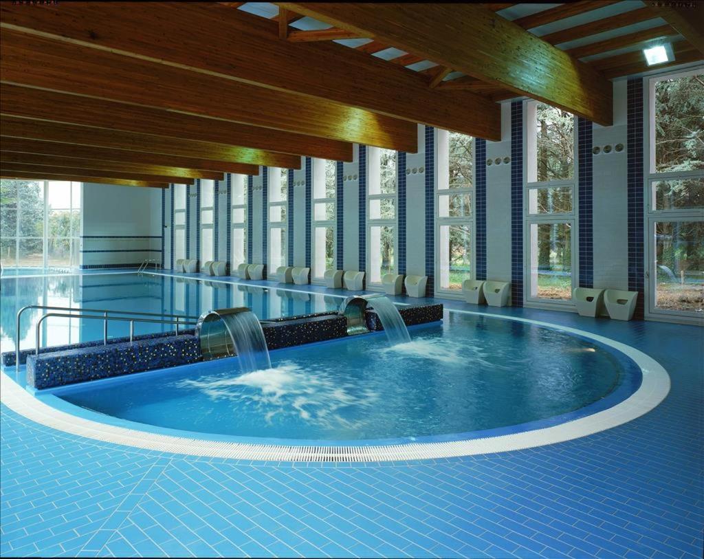 Hotel Terme مونتيتْشيلي تيرمي المظهر الخارجي الصورة